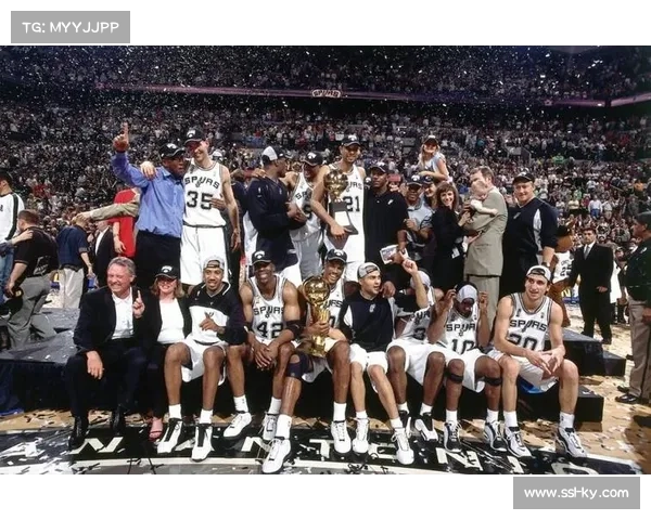 文班亚马领衔四人新阵容马刺迎来重建新篇章备受瞩目 文班亚马领衔四人新阵容马刺迎来重建新篇章备受瞩目