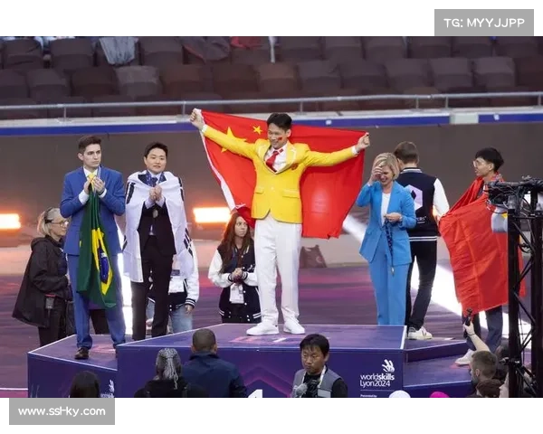 2025年我国运动员共在31个项目上获得146个世界冠军 2025年我国运动员共在31个项目上获得146个世界冠军